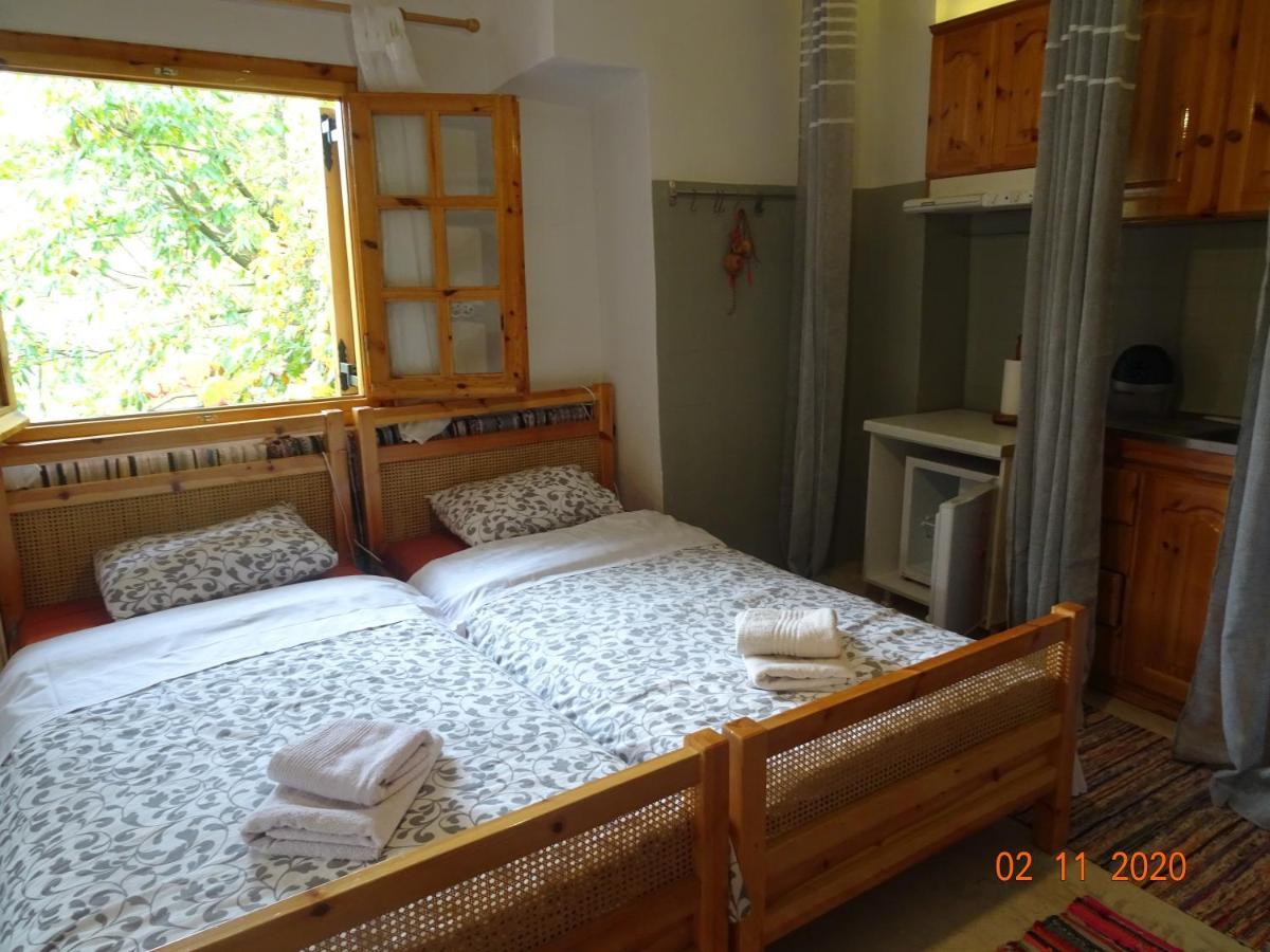 Vitina'S Little House Ξενοδοχείο Εξωτερικό φωτογραφία