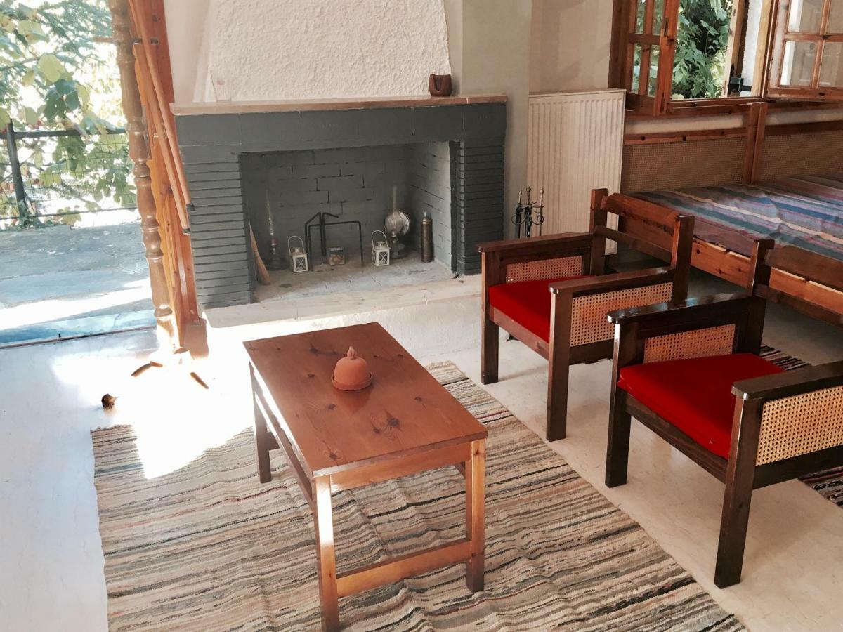 Vitina'S Little House Ξενοδοχείο Εξωτερικό φωτογραφία