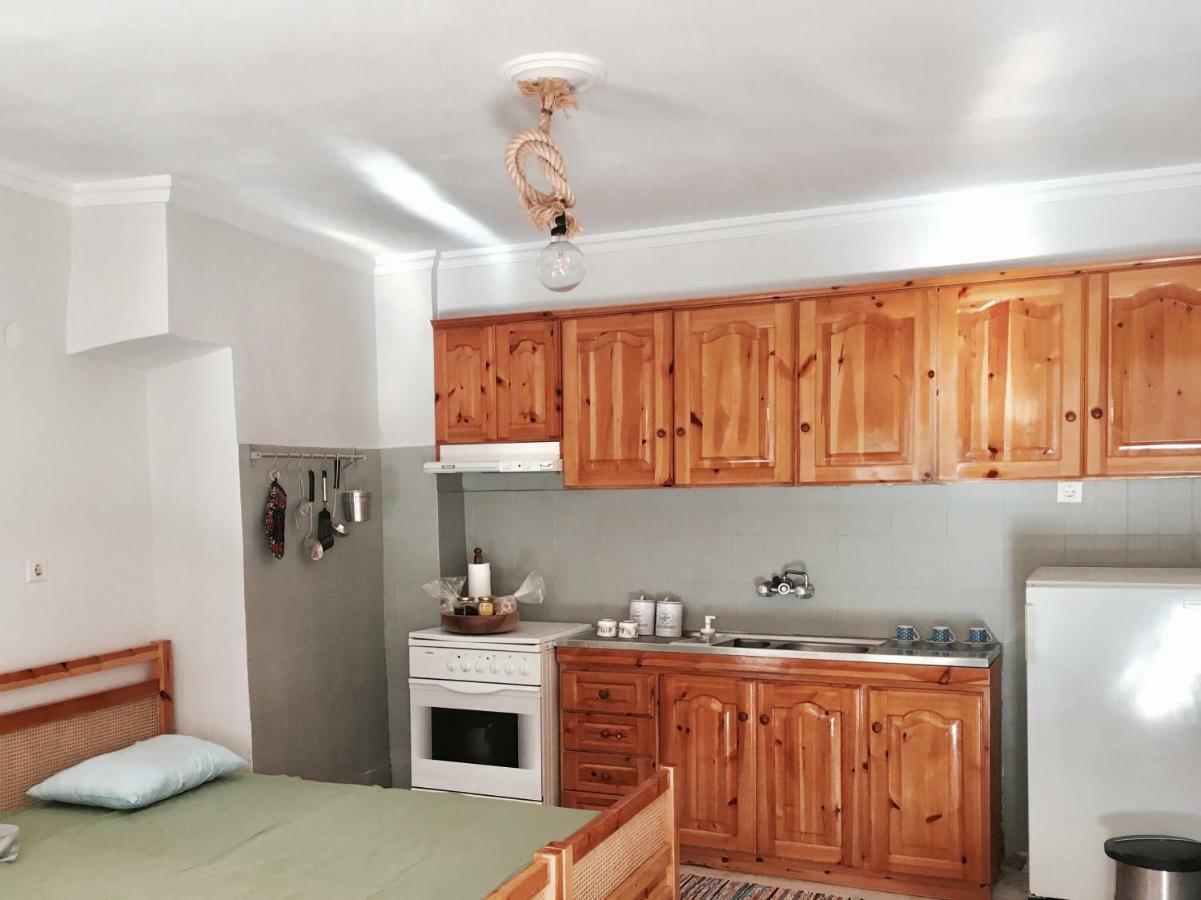 Vitina'S Little House Ξενοδοχείο Εξωτερικό φωτογραφία