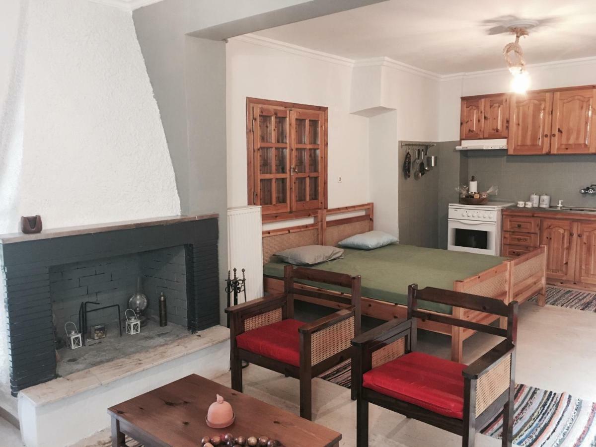 Vitina'S Little House Ξενοδοχείο Εξωτερικό φωτογραφία