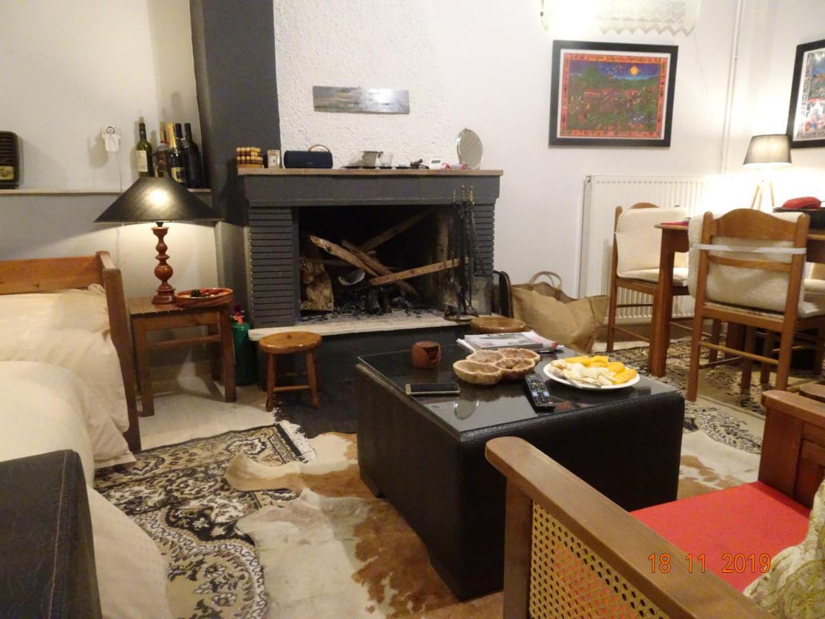 Vitina'S Little House Ξενοδοχείο Εξωτερικό φωτογραφία