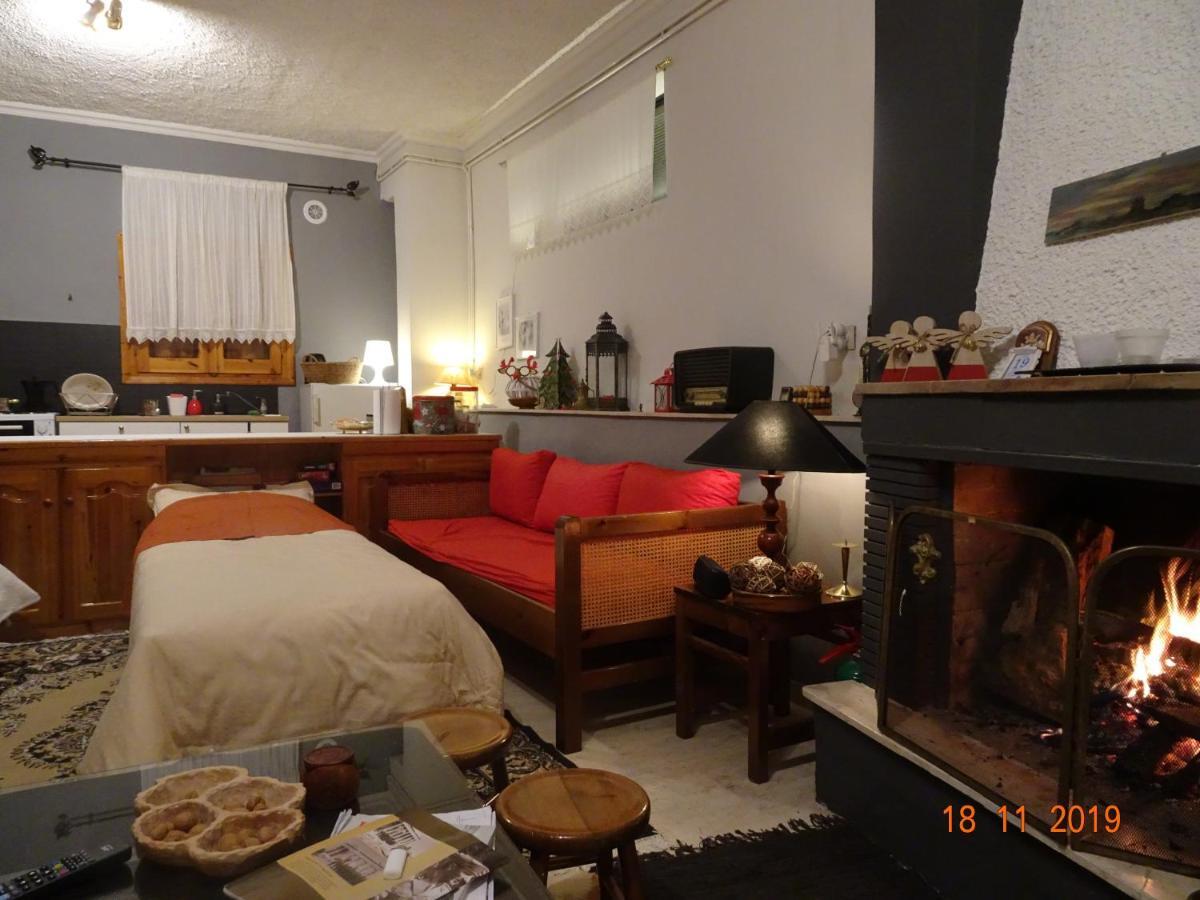 Vitina'S Little House Ξενοδοχείο Εξωτερικό φωτογραφία